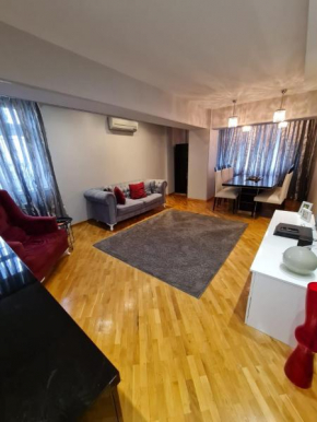 3 room apatment near Nariman Narimanov monument